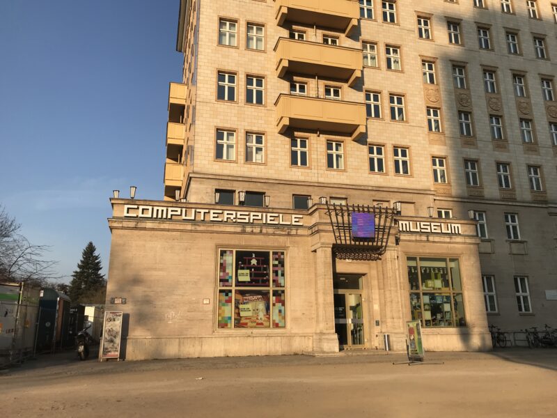 Retro – Gaming zum Anfassen!