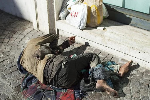 Straßenfeger – Obdachlos mit Covid-19